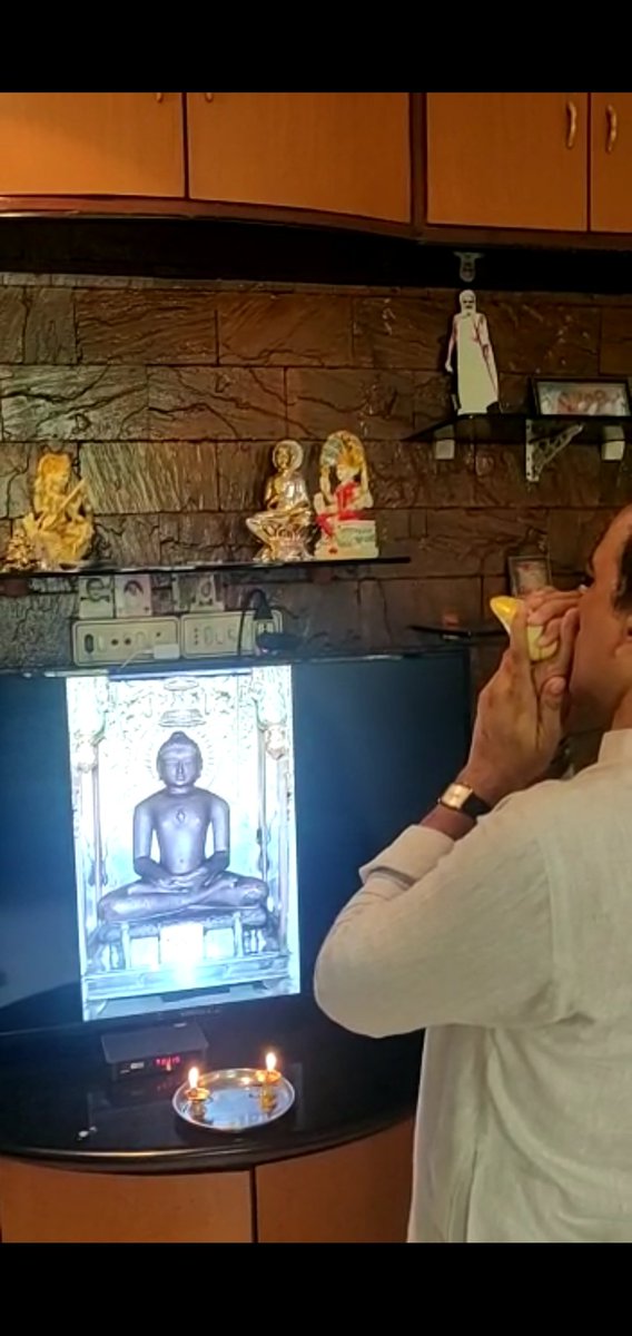 May the preachings of lord mahavir inspire us to do good things in life and the path of truth and peace.
Happy Mahavir Janam kalyanakari!💐
#mahavirjayanti