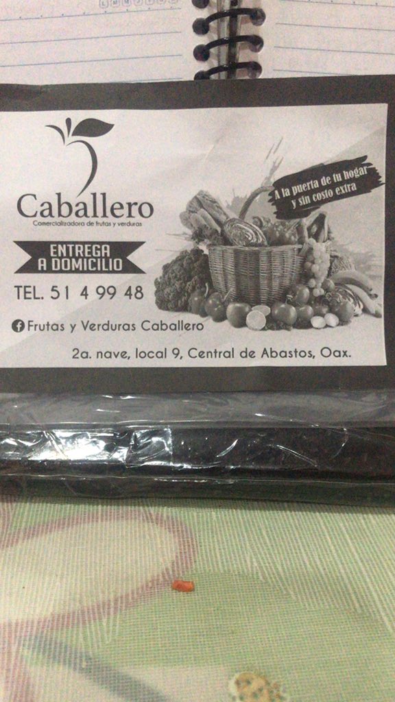 Hilcat75's tweet photo. @LocalOaxaca  fui a la #CentralDeAbastos a comprar frutas y verduras, me informaron que tienen servicio a domicilio 👍 les paso el dato. https://t.co/EMiFd7CJmx