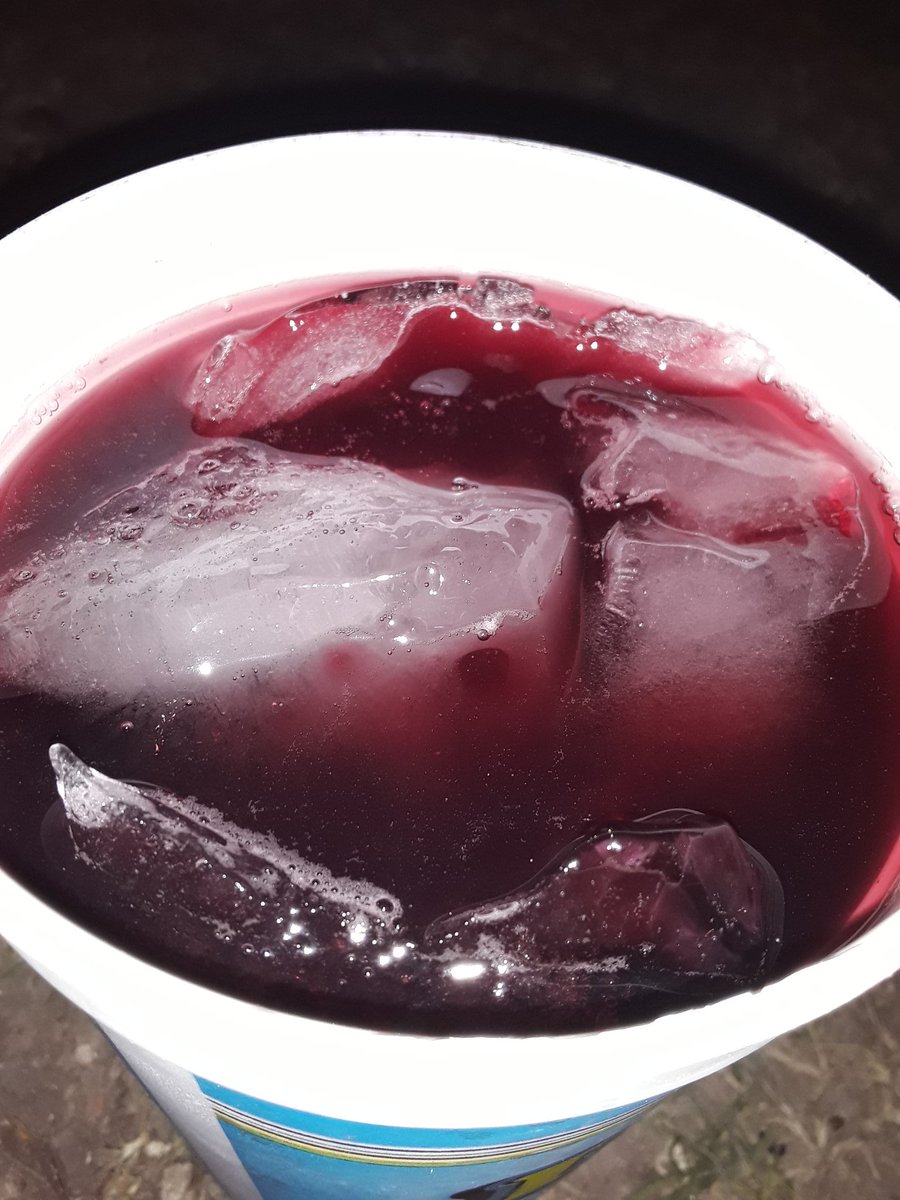 Sebafernandez53's tweet photo. Los mas rico que hay en la vida🍷 https://t.co/qLwf7u9zb1