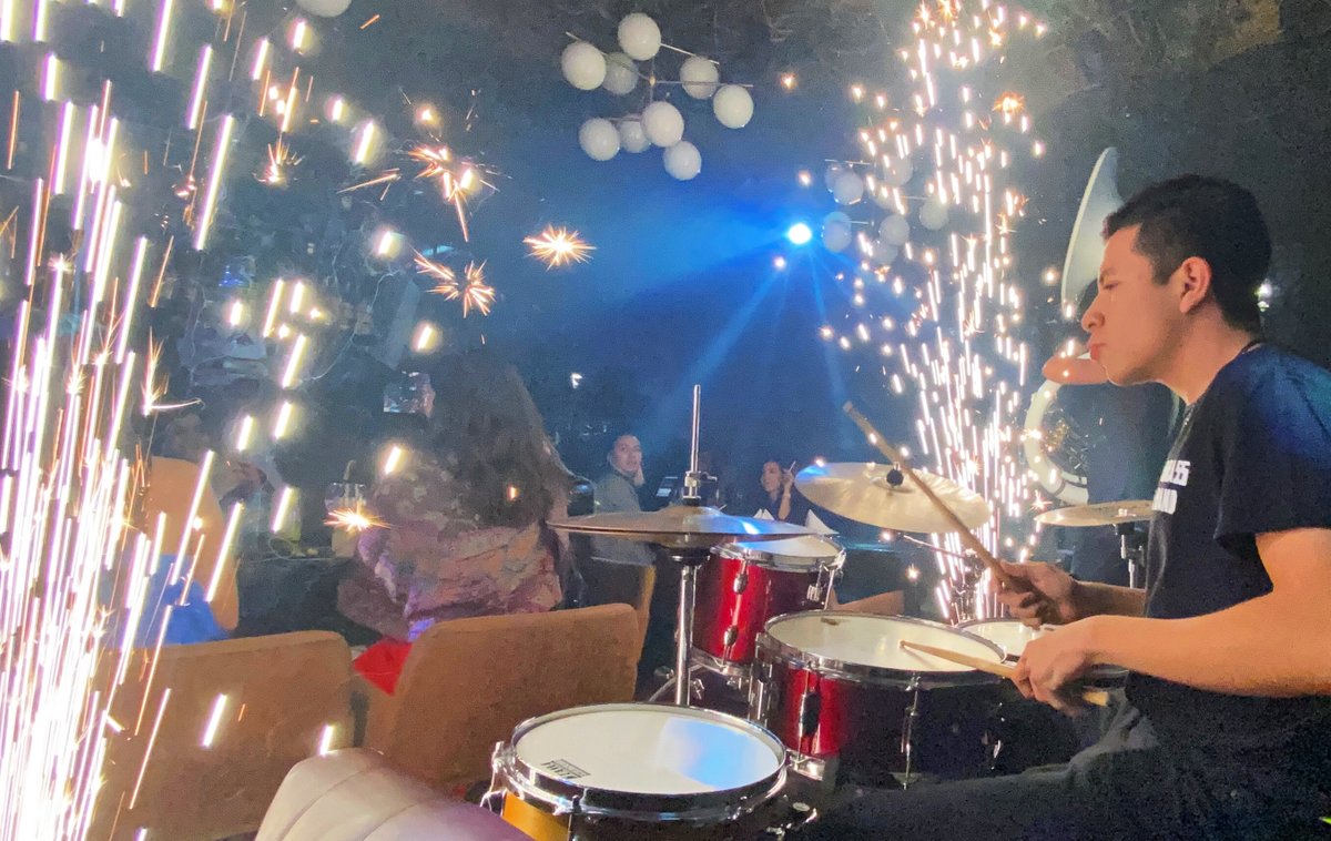 Germán mandado besos desde la batería 😁
@germanromero_m 
#tbt #screambrassband #sbbteam #music #brassband #mochomos #puebla