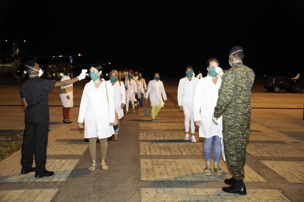miaamormottley's tweet photo. We say bienvenido a Barbados to the more than 100 nurses who arrived Grantley Adams on Sunday night after having flown for more than 5 hours from Havana (with a fuel stop in Antigua) on board two specially chartered Liat aircraft. #beatcovid19together #barbados https://t.co/7Eil1baI7E