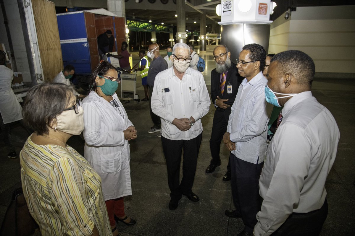 miaamormottley's tweet photo. We say bienvenido a Barbados to the more than 100 nurses who arrived Grantley Adams on Sunday night after having flown for more than 5 hours from Havana (with a fuel stop in Antigua) on board two specially chartered Liat aircraft. #beatcovid19together #barbados https://t.co/7Eil1baI7E
