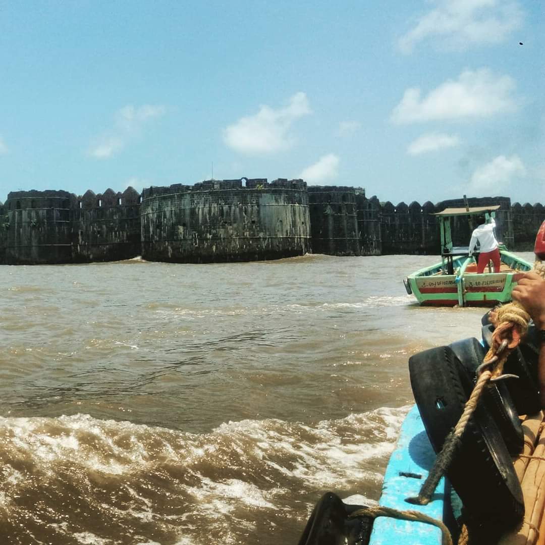 #mayclick #clickindiaclick  #murudjanjira #murudjanjirafort  #waterfort  #history #unescoworldheritage #nature  #natgeoyourshot  #माझाक्लिक #आठवणी