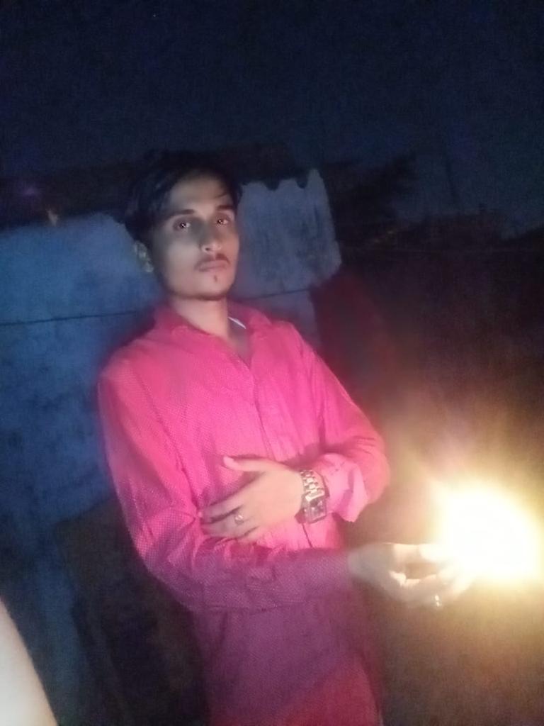 mayank7808's tweet photo. #9pm9minutes #FightCovid19 #pmsupport # https://t.co/UWGwQ2Smns