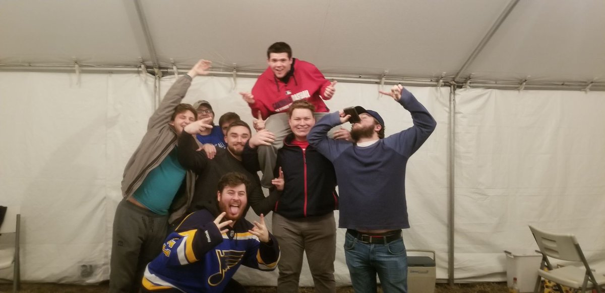 bruno_tesoro's tweet photo. Miss hanging with the boys https://t.co/xU2IdW4DIm