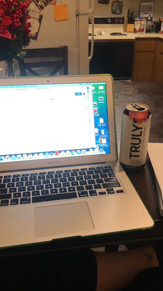 TSnyde's tweet photo. Homework’s bestfriend https://t.co/uwtC3My70E