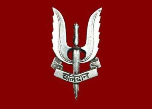 ShivAroor's tweet photo. Dark day. 5 Army Special Forces killed in action yest in Kupwara infiltration. Managed to kill the 5 terrorists, but fell fighting. 

1️⃣ Subedar Sanjeev Kumar
2️⃣ Havildar Davendra Singh
3️⃣ Paratrooper Bal Krishan
4️⃣ Paratrooper Amit Kumar
5️⃣ Paratrooper Chhatrapal Singh

🙏🏽🇮🇳🔥 https://t.co/plLDpiLMPR