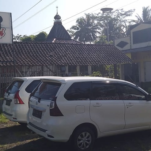 Rent_motor_MTG's tweet photo. yukk yang mau drop off n pick up bandara Yogyakarta International Airport ( YIA ) per pax @ 50K, min 4 pax jalan/ carter 250K. order & booking call / wa = 081803822338, 081289799296
#jogjastudent #mahasiswajogja #jogjainfo #ugm #uny #yogyakarta #travelling #trip #pesonaindonesia https://t.co/uvd57UlCQg
