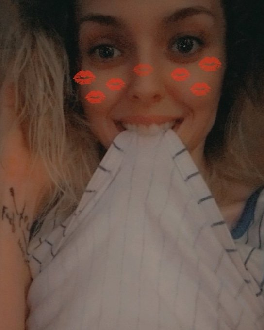 Letts play? #blonde #nsfw #quarantine #workingfromhome #bored #lonely #single #cute https://t.co/iaR<a href="/tag/blonde"class="tags">#blonde</a><a href="/tag/nsfw"class="tags">#nsfw</a><a href="/tag/quarantine"class="tags">#quarantine</a><a href="/tag/workingfromhome"class="tags">#workingfromhome</a><a href="/tag/cute"class="tags"><span>#cute</span></a><a href="/tag/lonely"class="tags"><span>#lonely</span></a><a href="/tag/bored"class="tags"><span>#bored</span></a><a href="/tag/single"class="tags"><span>#single</span></a>