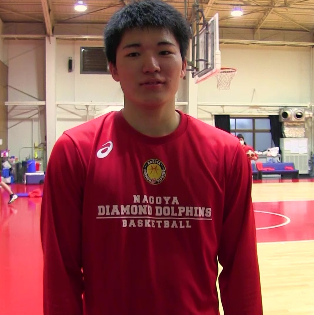 BASKETLIVE_JP's tweet photo. ／
#安藤周人 選手🏀
サイン入りシューズプレゼント🎁
＼

先日のバスケっと～くLIVEに出演いただいた
安藤選手のサイン入りシューズ👟を
1名さまにプレゼント‼️

✔️ 応募方法：6/10〆
1⃣この投稿をRT
2⃣@nagoyadolphins をフォロー
3⃣@BASKETLIVE_JP をフォロー
→応募完了🙌 https://t.co/yRgUdMugv5
