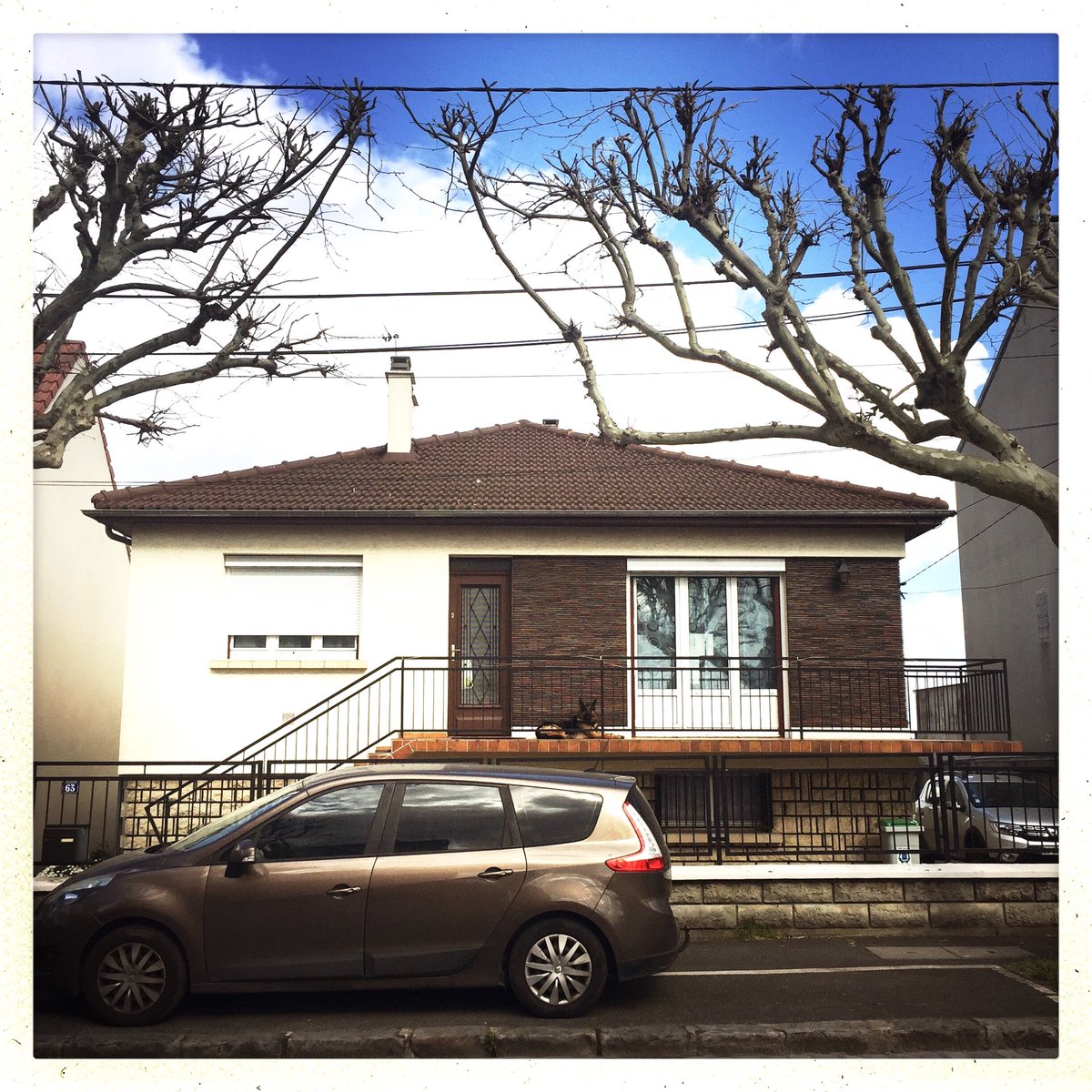 Anne Riera On Twitter Moins De 1km Je Redecouvre Rosny Sous Bois 93 Et Je Continue Ma Collection De Pavillons De Banlieues Celui Ci J Avoue Que Je L Ai Pris A Cause Du Berger Allemand Je