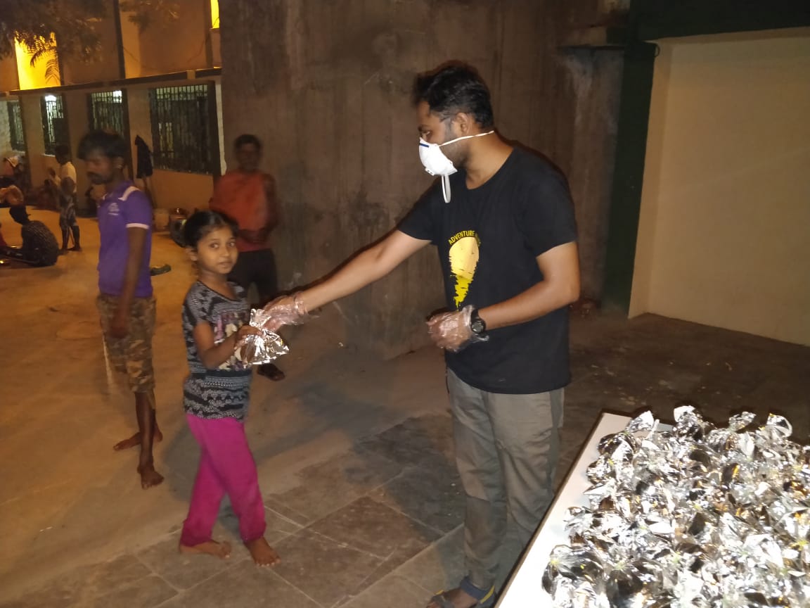 DiMaRF5's tweet photo. Those of you who wants to help those in need, Kindly donate and do your bit for your fellow citizens!! #WeStandWithFellowCitizens #staysafestayhome #IndiaFightsCorona #DiMaRF #ResolvedToFightDisaster https://t.co/mUyauTtgUv