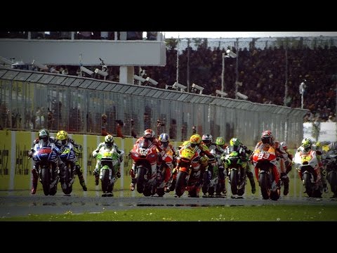 raulbr14's tweet photo. [VIDEO] MotoGP 2014. La mejor camara superlenta. https://t.co/Z3Fbapzpwu https://t.co/7ZcKZk61h7