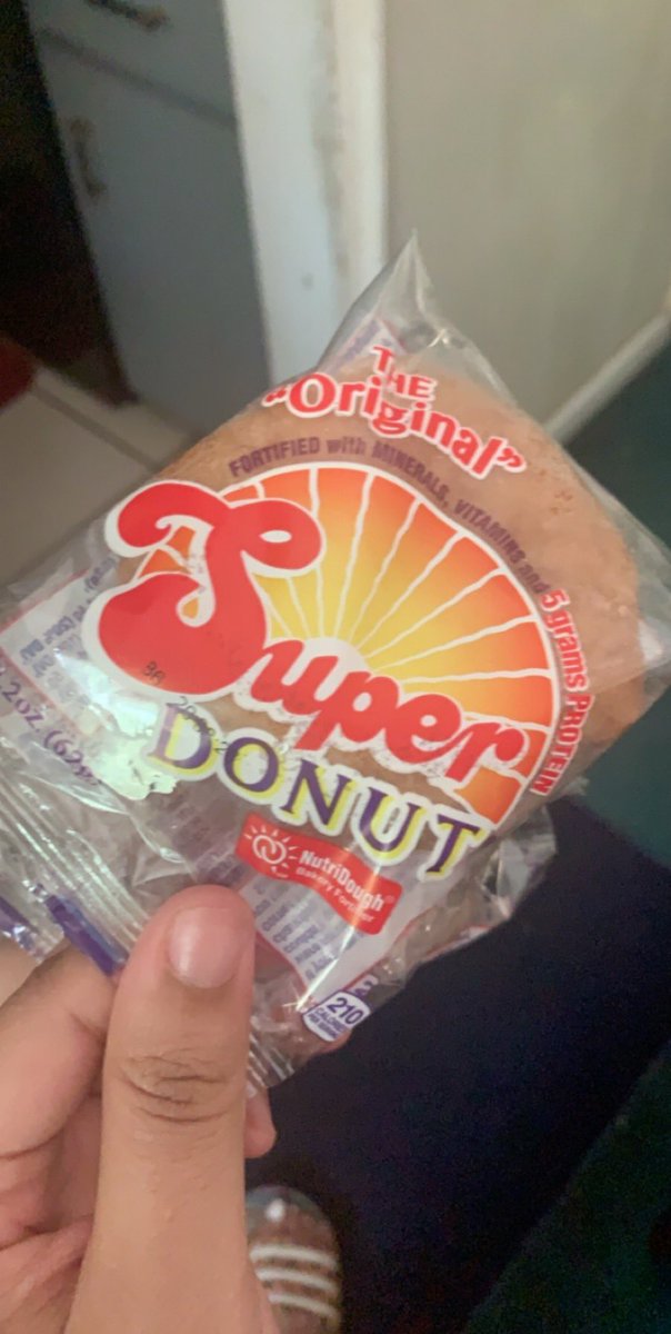 Miss_Culpepper's tweet photo. Who remember these? 😍 #TB #SchoolDays #SuperDonuts https://t.co/r3Ia5Wp9gT