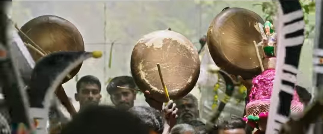 Kaapaathu Karuppa from Madurai Veeran is another underrated song that celebrates the Tamil gods of the land. These songs are often overlooked as religious songs, but they often highlight the music and the glory of the land and her people. 