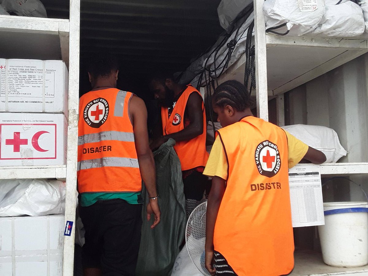 IFRCAsiaPacific's tweet photo. #TCHarold is a powerful Category 5 storm making its way across the #Pacific and #RedCross #volunteers are supporting their communities by helping people evacuate, undertaking assessments and sharing life-saving info. 

#Vanuatu #SolomonIslands #Fiji https://t.co/OUpLj66oKE