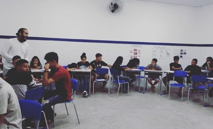 CentroCert0's tweet photo. I Oficina das Omoções, com os alunos do Colégio Estadual Helena Assis Suzart. Construímos saberes acerca de como identificar, registrar, gerir e reverter pensamentos disfuncionais! Esperamos vê-los em breve. ♥️
#comsaud #certo #educaça #centroestudantil
https://t.co/5FbGKU6Wie https://t.co/zNG7xehbWa