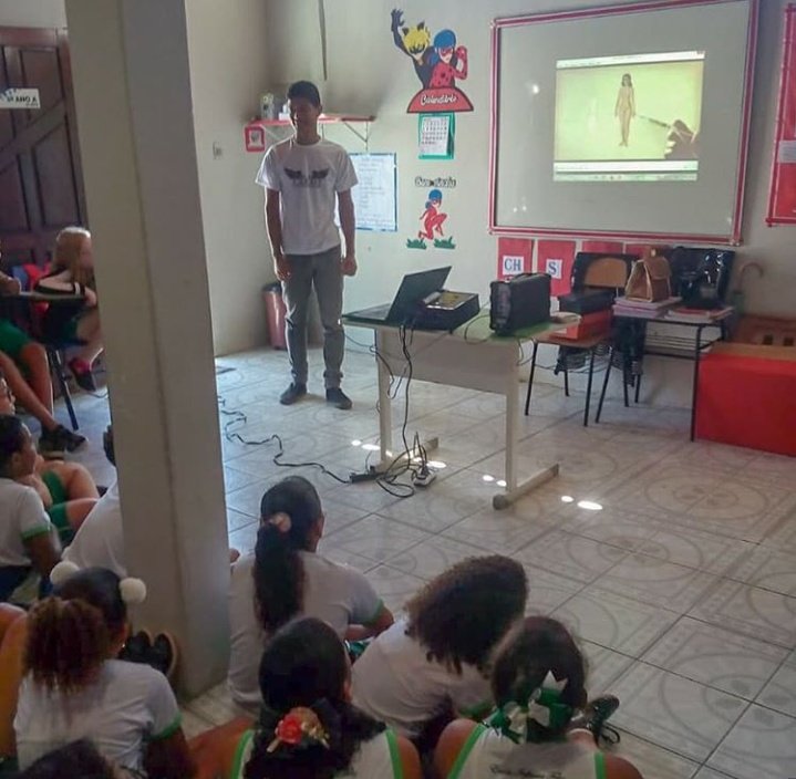 CentroCert0's tweet photo. Ralizamos uma visita na Escola Infância Feliz, tivemos um bate papo com as crianças e Prof° sobre "Padrões de beleza", um assunto importantíssimo para tratar com estes jovens. #saude #comsaud #wodeivid #certo #padraodebeleza #saudemental #stopbullying
https://t.co/FXfxc7GBZe https://t.co/MGM5oQ2yYy