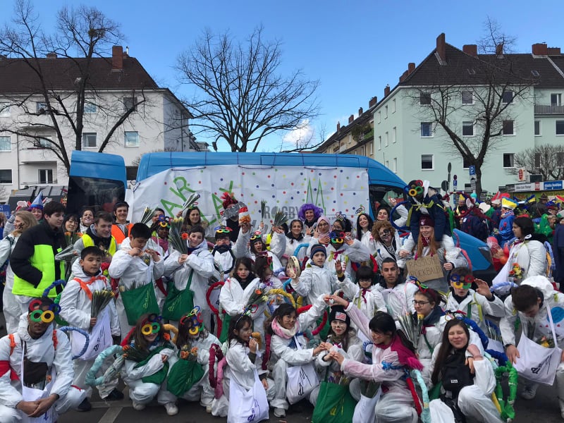 Rugby United is an inspirational programme in Germany using rugby to integrate refugees within the community, promoting social inclusion, increasing self-confidence and cultural understanding  #SpiritOfRugby  #IDSDP2020 https://www.rugbyunited.net/ 