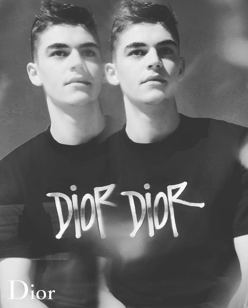 FR_AFTER's tweet photo. #PHOTOSHOOT : #HeroFiennesTiffin pour la collection Dior, Automne 2020. https://t.co/ammRX7CWee
