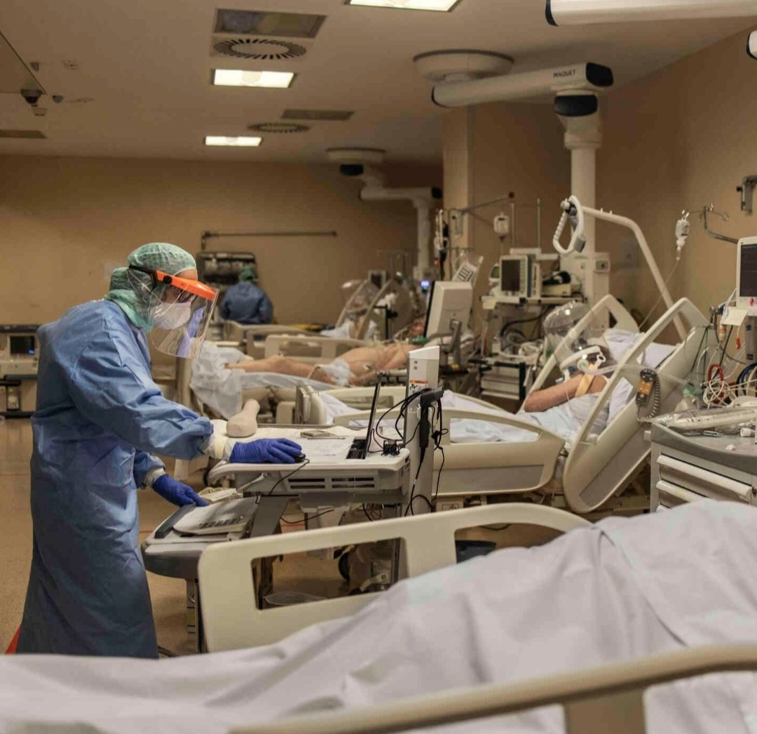 In this hospital, the most critical cases are anesthetized and intubated. Ventilators and respirators are also in demand in their ICU.