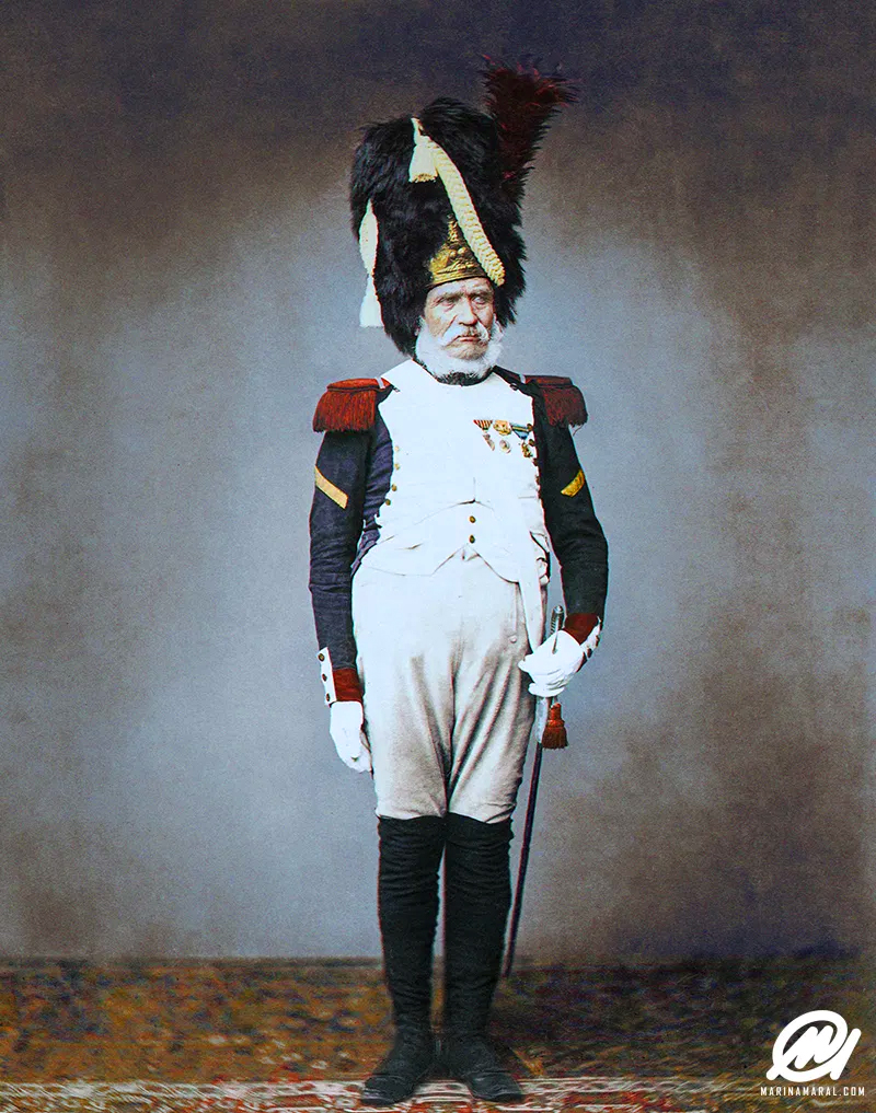 [Thread] Napoleon’s Grande Armée veterans.Some of the earliest photographs of veterans are a series of fifteen original sepia views of members of Napoleon’s army taken when these old soldiers were well into their 70’s and 80’s. 1) Burg – Grenadiers de la Garde Imperiale.