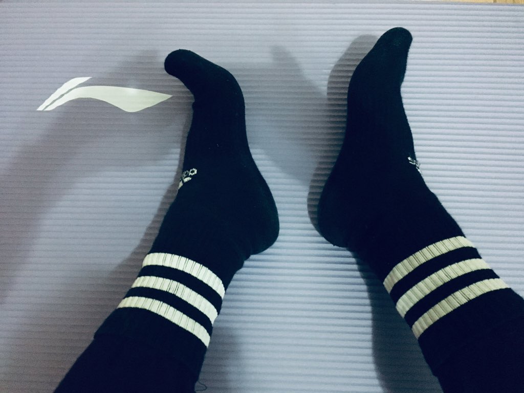 geolovesuit's tweet photo. 为了翘臀，小猴子也是一把心酸泪 https://t.co/7dV8I7GsnE