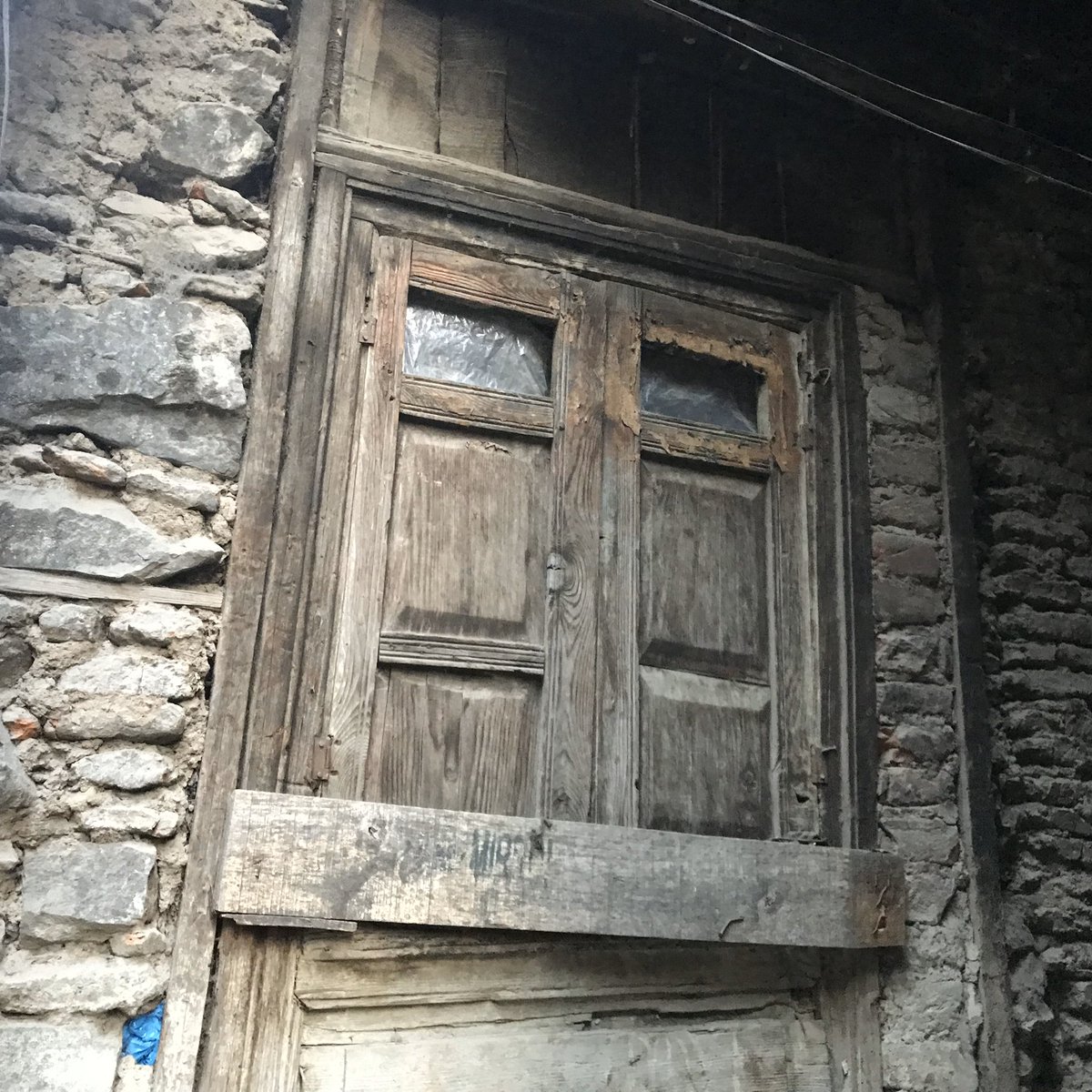 More shehr-e-khaas.Importantly perhaps, these are photos from my walks in the congested heart of the city. These are or were homes of ordinary Kashmiris, some working class, some affluent.Like most people, I value our heritage houses but my heart is elsewhere.