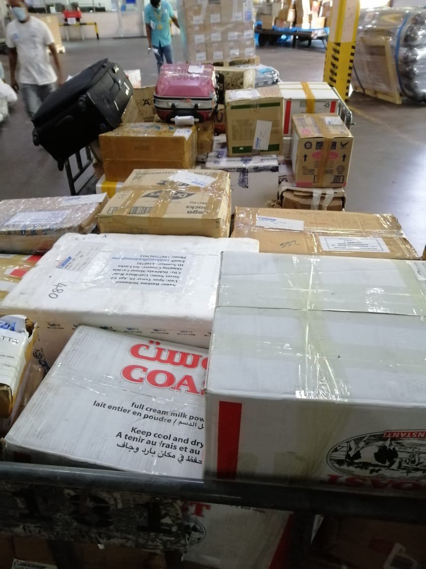 MDVinSriLanka's tweet photo. Care packages for Maldivian families in Sri Lanka arrived via Maldivian Airlines cargo flight. Packages are now  ready for delivery to the families. @MoFAmv  @MaldivianAero https://t.co/m7ZuEH6j6E