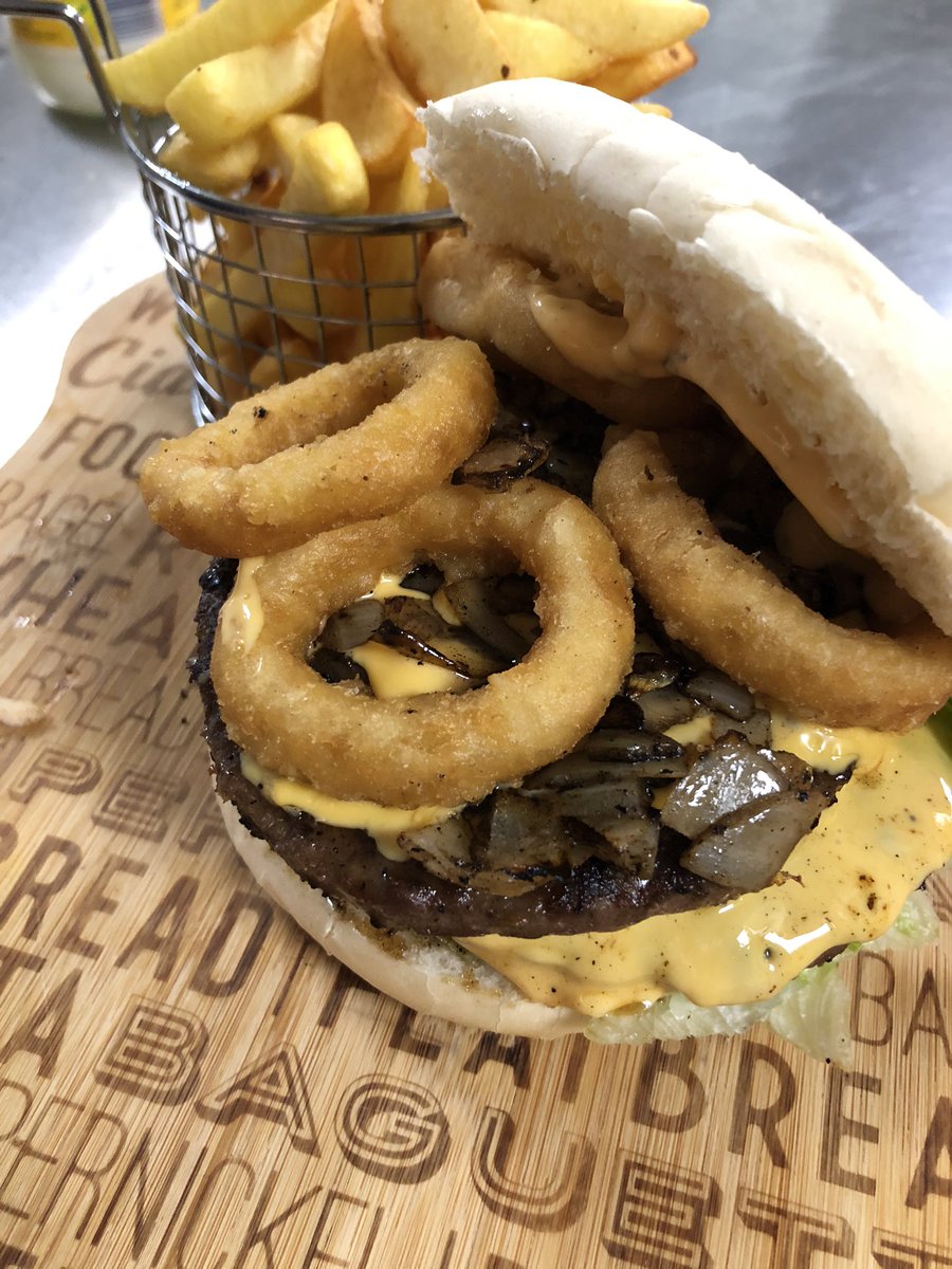 SafeguardGroup1's tweet photo. We’ve got lots of these mega Stacker Burgers going out today. Whatever combination you want, we can make. This one is loaded with Onion rings, fried onions, lettuce,
tomatoes, 2 Cheese slices, 2 beef patties, topped with a dollop of burger sauce and a side of Chunky chips. 🍔 https://t.co/VA61KXCdq2