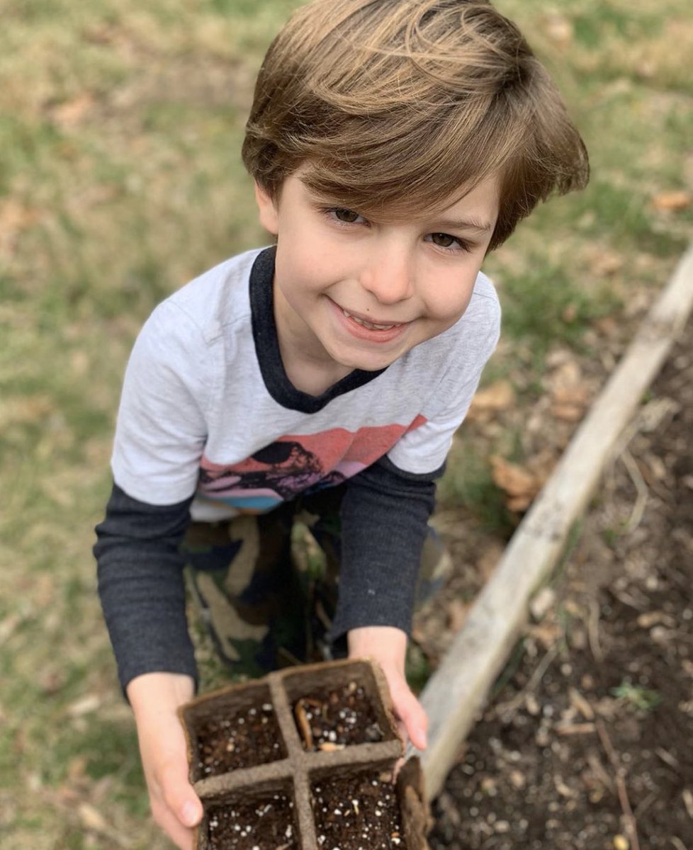 unitycharter's tweet photo. .@unitycharter K/1 students have been hard at work outdoors. #unityWolvesAloneTogether  @NJPCSA @GovMurphy @DrLRepollet @DrJB__ @MorrisCountyDOE @nature_org @nature_NJ @FarmSanctuary https://t.co/x5aap0AMBh