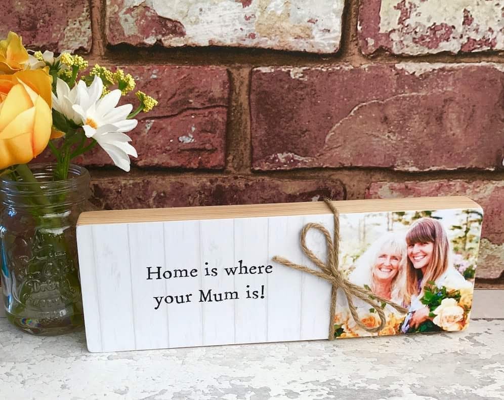 bgiftcreations's tweet photo. Excited to share the latest addition to my #etsy shop: Personalised mum/gtandma/aunt plaque https://t.co/CcZZ8LBOt9 #gifts #giftsformum #giftsforher #giftsideas #giftsfor parents #personalisedgifts #postedgifts #mumgifts #giftsformums https://t.co/dccYZLRUsJ