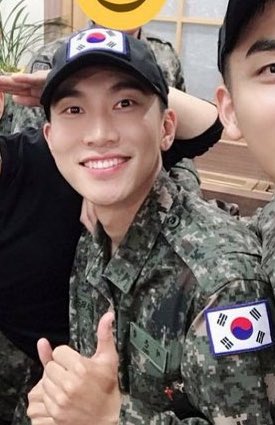 yejiapshai's tweet photo. 200406
D-1, Seo Eunkwang!! 🎉💙 i’m so excited!!! I REALLY CAN’T WAIT FOR YOUR RETURN OMG!!!!! this will be my second to the last entry of #WaitingForSilverlight daily tweets on this thread. I never missed an entry. I made it this far! I really waited for you, @BTOB_SEKwang 🥰 https://t.co/NX1DWwRRKU