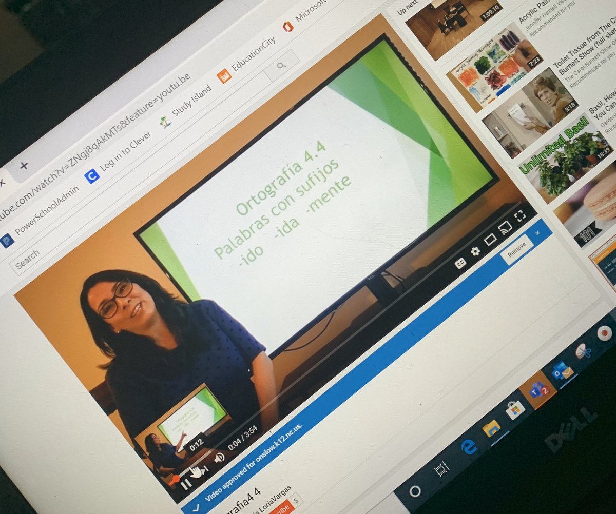 gjrobinson's tweet photo. What innovative teachers @OnslowSchools  &amp; @CEEMEagles has! @Ms_Loretto is using her Smart TV to project in her #FlippedVideos for #remotelearning  &amp; #remoteteaching #OnslowDLT https://t.co/doWTWNhKoP