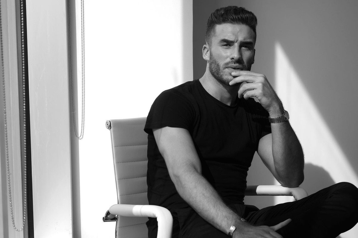 MAModelsdubai's tweet photo. Our #MCM #MAModel Joe
For bookings & inquiries please contact
info@ma-models.com
https://t.co/oE5slXjLbR
#mamodels #models #dubaimodels #modelsindubai #dubaifashion #fashion #mamodelacademy #femalemodels #malemodels #photographer #ffwd #mydubai #editorial https://t.co/KL19JhuYei