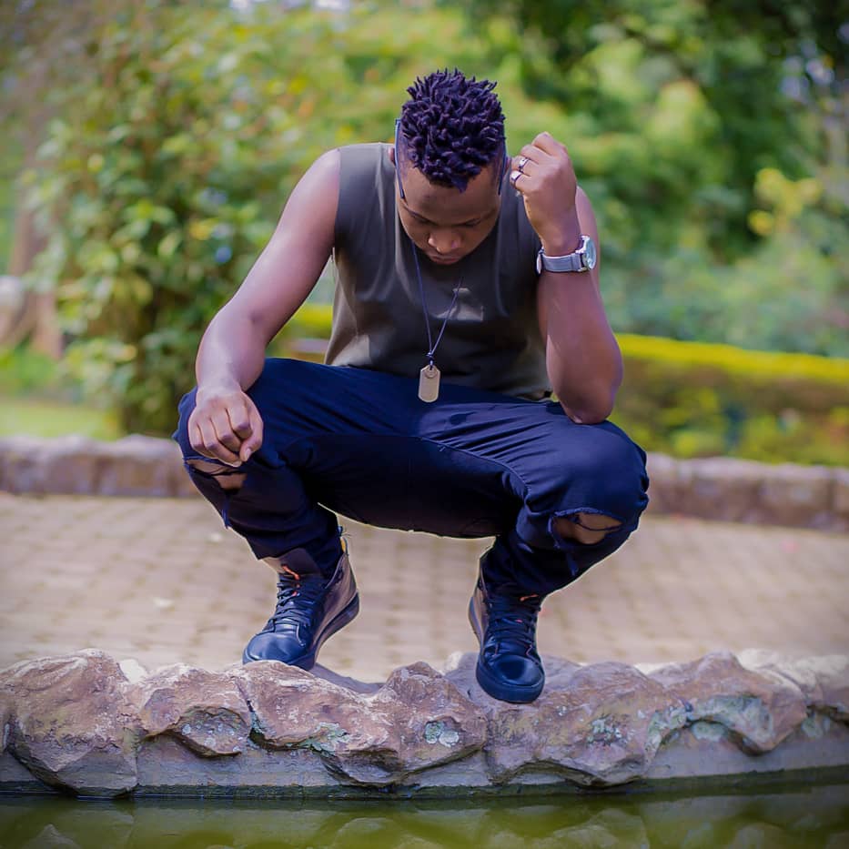 Anisha74814307's tweet photo. Blessed new week from this side
#brianweiyz
#Win a War #Covid19
#AndyEvents Music
#Ayagala Still trending
#New project coming soon https://t.co/vfchyMO0h8