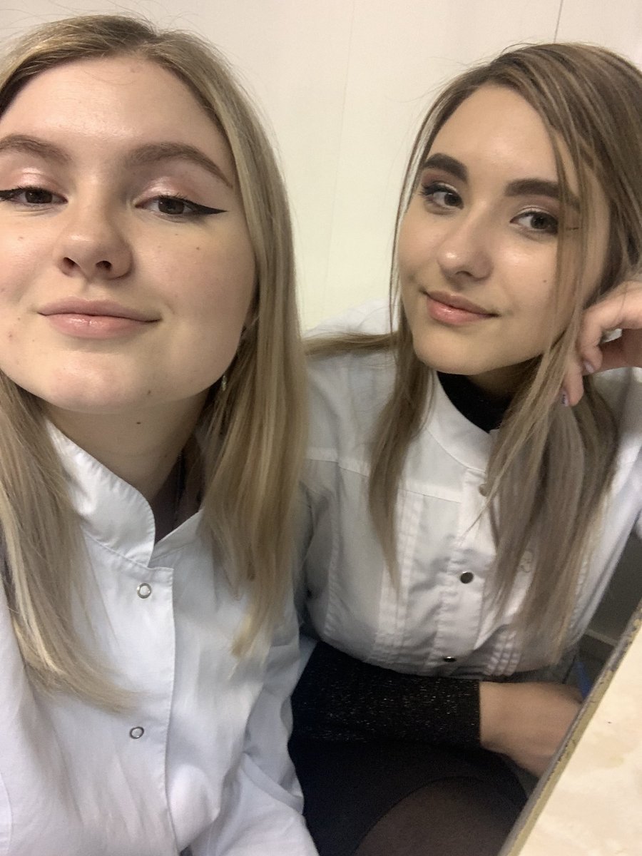 stupidpingvin's tweet photo. ШМАЛЬК и АЛКАШНИКОВА твои друзья на любой тусе
@AlisaKalk https://t.co/uvAqfrTq98