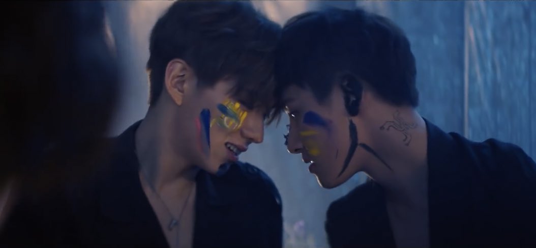 monsta xall in걸어