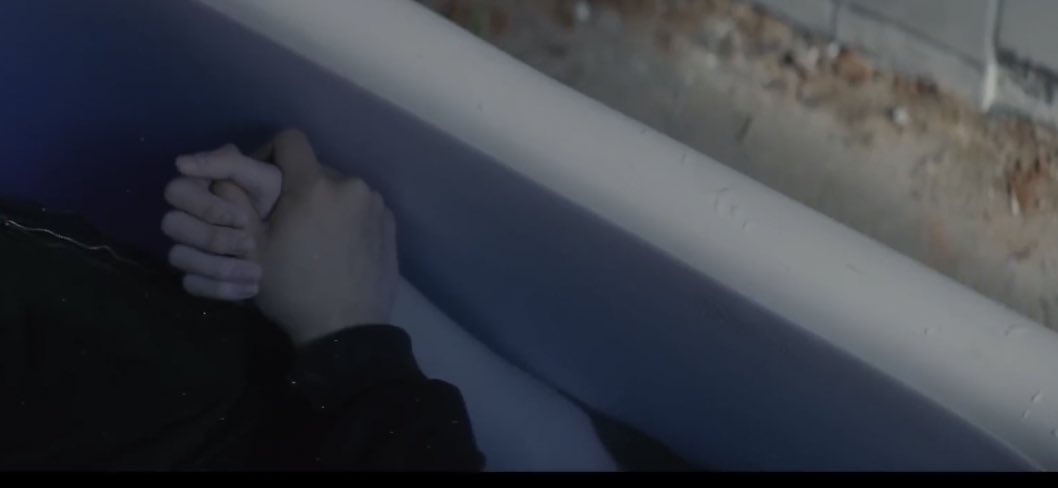 monsta xall in걸어