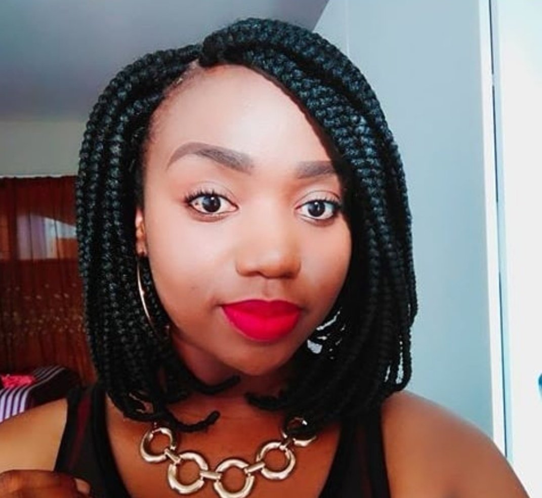 abreathoffresh7's tweet photo. Braids, cornrows as well as freehand all available. DM for quotes and to book appointments . We offer house calls as well as you can come to us in #BurgundyEstate #capetown #Contagion #Day11ofLockdown #lockDownSouthAfrica #allabouthair #AfterLockDown https://t.co/hwEWpSTti7