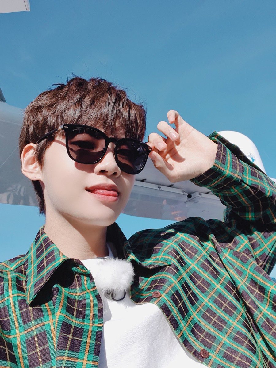 ljh_sun608's tweet photo. 진짜 미친거지ㅠㅜㅜ
#우정즈_비하인드_스튜디오씰룩
#인싸투어_카탈리나섬_LIKEIT https://t.co/py3kZiZDd0