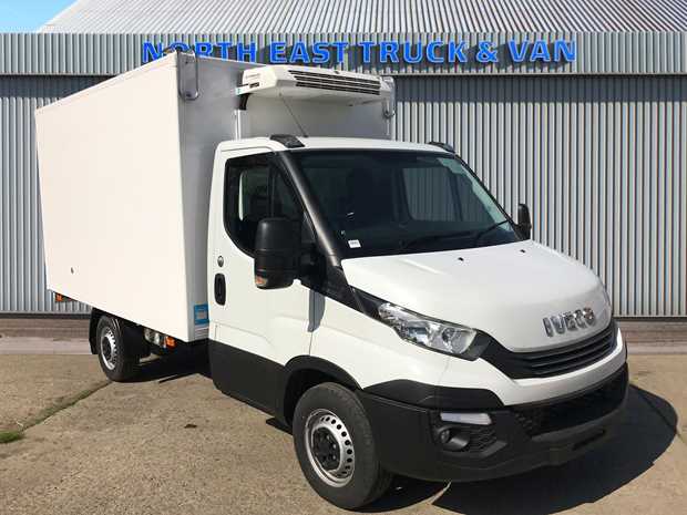 NETVLtd's tweet photo. ***Ready To Go Chiller Vans***

Daily 3.5t - https://t.co/5EtV0UBism

Daily 7.2t - https://t.co/loWts3dbQe

Full spec online or call 01642 370555 to speak to an IVECO specialist today.

#FridgeVans #ReadyToGo #NETV https://t.co/ODV0qr5BqX
