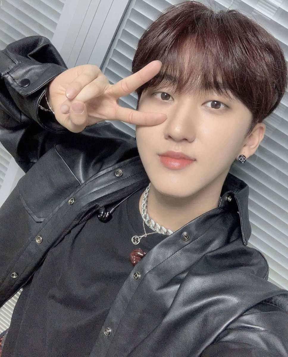 changbin:- soundcloud rapper but hes actually good- pretty rich- the kevin nguyen- loves to skate- the one to post his veins on snapchat after s workout with the caption “always goin hard ”- drinks sm soju- raves with chan