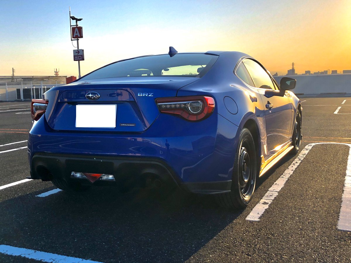 4704sti's tweet photo. 昨日、SUBARU BRZを納車しました！
中学生の頃から乗りたい車だったので大切にします！

 86/BRZ乗り・車好きの方、よろしくお願いします！

#BRZ
#トヨタ86 
#SUBARU
#車好きの人と繋がりたい https://t.co/EVdOiAhn1M