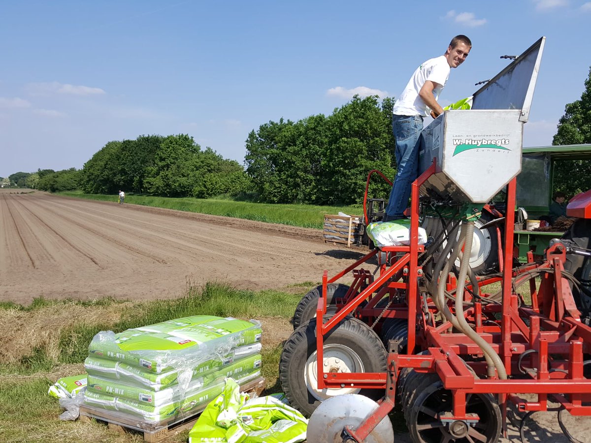 Met de # DCM PN- mix bij aanplant geef je de wortel de boost die hij verdiend.