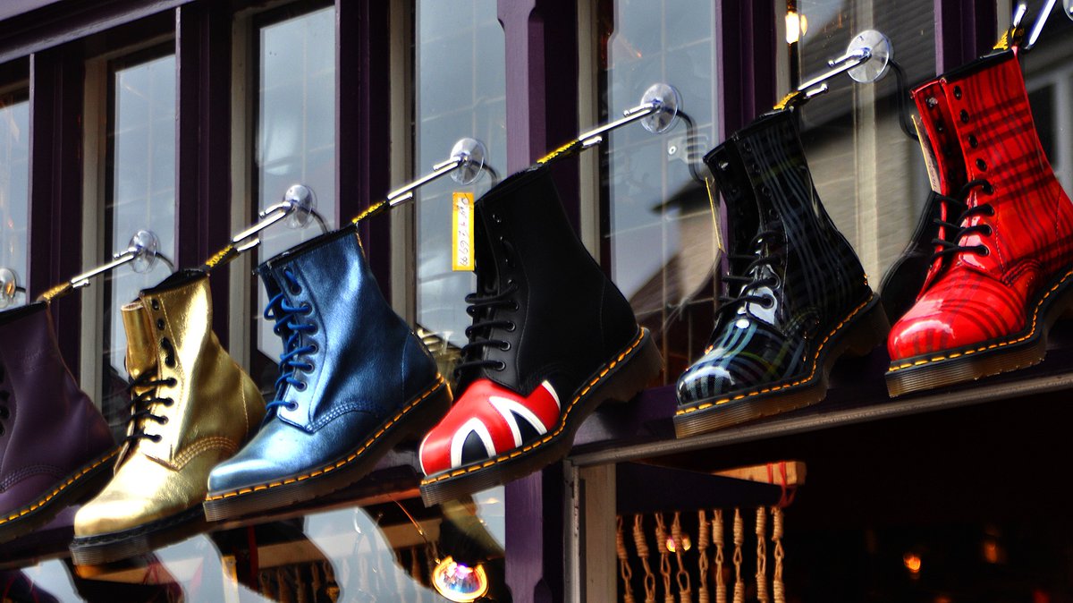DomainFQ's tweet photo. .
.
.
Listed For sale  https://t.co/MbSN8f9JVU

#Bootcompany #boots #Boot #shoes #shoe #fashion #style #leather #Domain #Domains #Domaininvestor #DomainBroker #DomainName #boat #highheels #flatshoes #love #lifestyle #heels #sneaker #sneakers #like #nature #germany #DotCompany https://t.co/u26sTfaESu
