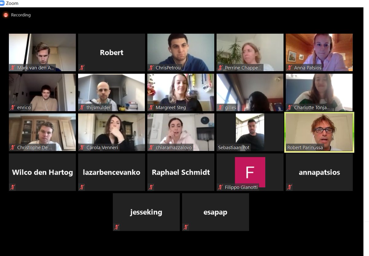 CruyffEdu_NL's tweet photo. Dit is hoe een Master in Sport Management les er tegenwoordig uitziet. We're still going strong!
#EducatingLeaders #IStudyAtHome #SportManagement https://t.co/5YzZnWiREt