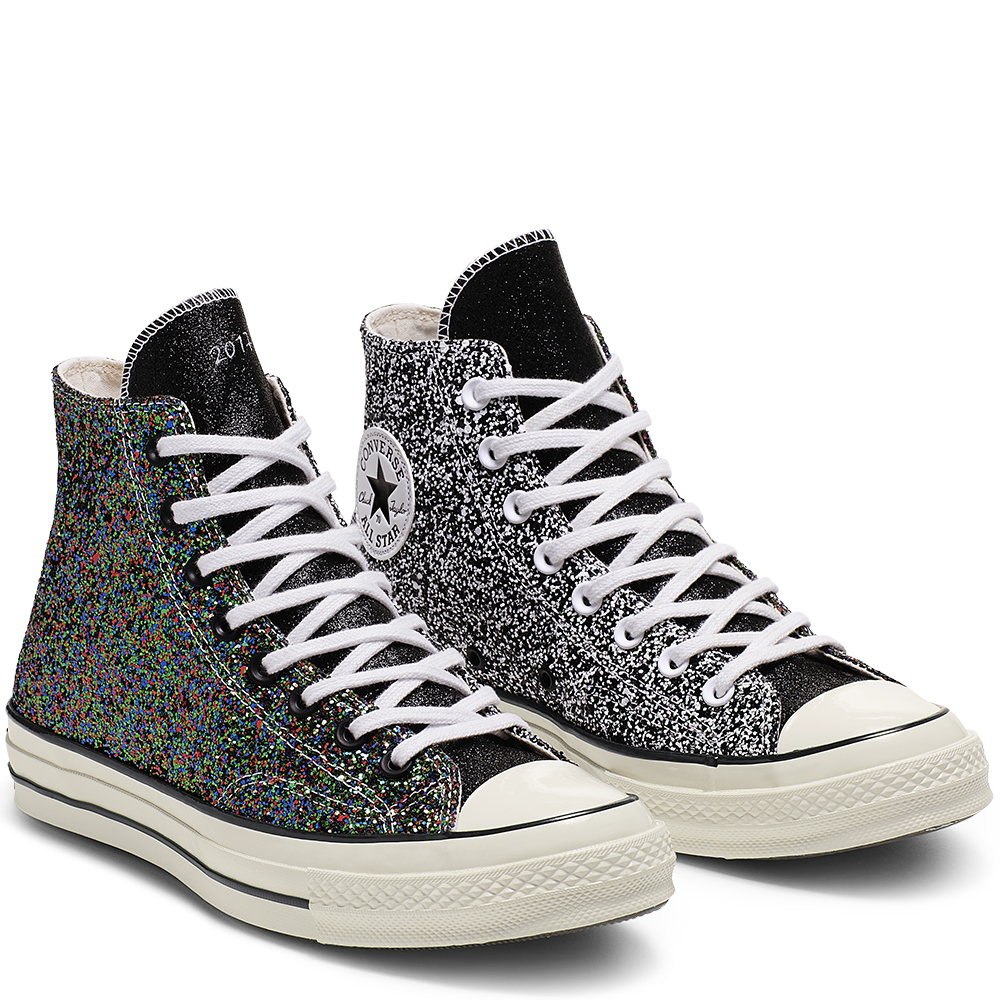 CaminoTV's tweet photo. 🔥Promo Converse 🔥

-25% en plus sur toutes les promos Converse ↙️

Converse 70 ��️ https://t.co/HqNl8xHygP

JW Anderson ➡️ https://t.co/BFihQDLEOx

Code : EXTRA25  💶
@Converse https://t.co/DAAmpcbhEn