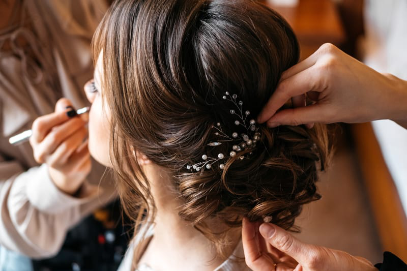 facesbyapril's tweet photo. "This herb also boosts strength and hair growth due to its nutrient content, including vitamins C, A, and K, iron, omega-3 fatty acids, pantothenic acid, and silica." https://t.co/X6vpMCR7gl #hairstyling #mua #beauty #Petroleum #fashion #HerbaceousPlant #model #instagood https://t.co/xWCKwYSWtM