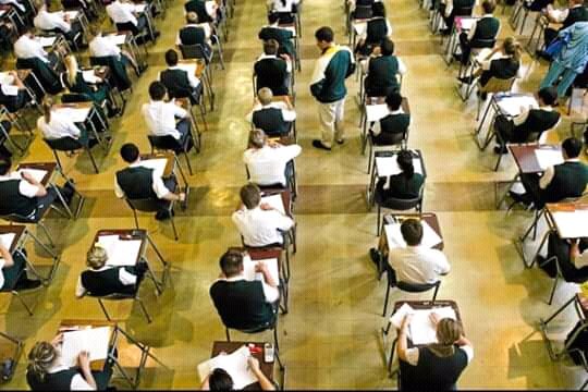 letsoketsoprosp's tweet photo. During festive will be sitting for our exams...25 Dec https://t.co/pV5eZR8VTX
